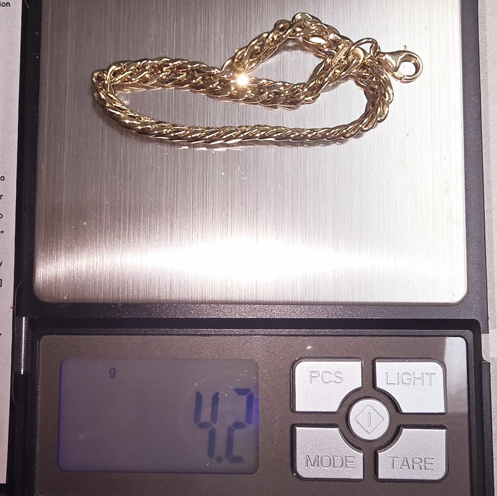 14KT YELLOW GOLD CUBAN BRACELET - Picture 8 of 9